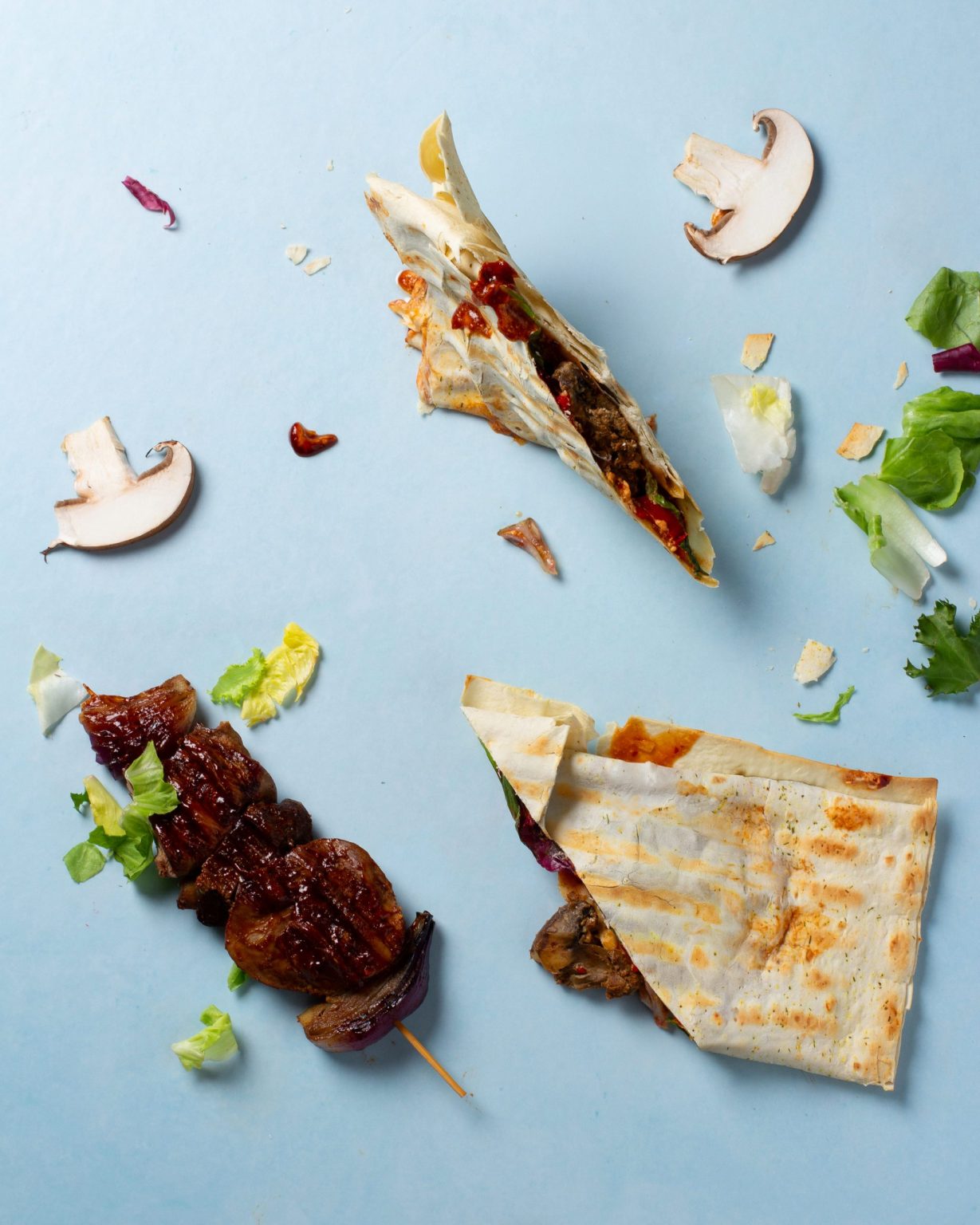 SULTINGI IEŠMELIAI-KEBABAI MĖSOS MĖGĖJAMS IR VEGANAMS